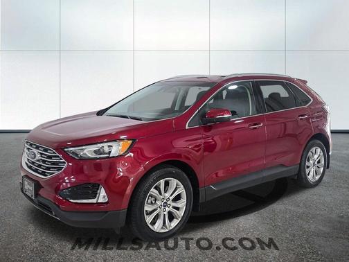 Ruby Red Metallic Tinted Clearcoat 2019 Ford Edge Titanium