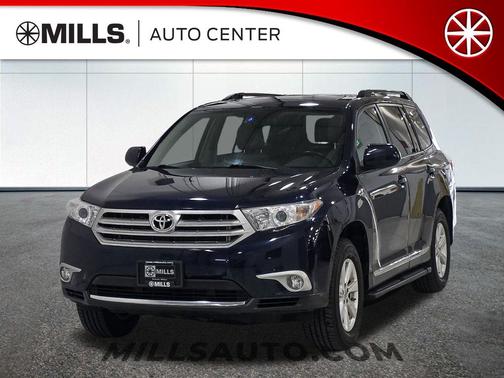 Nautical Blue Metallic 2013 Toyota Highlander SE