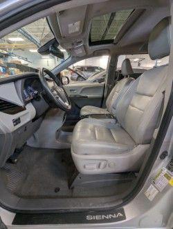 2020 Toyota Sienna XLE