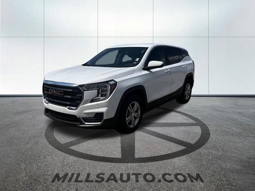 Summit White 2024 GMC Terrain SLE