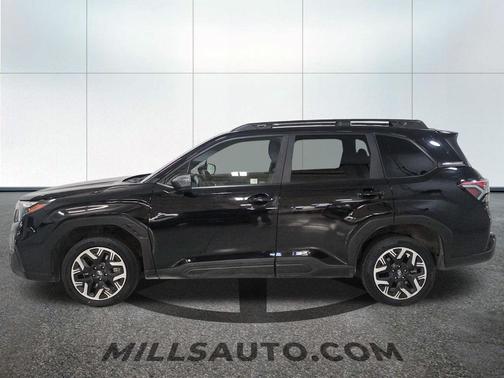 Crystal Black Silica 2025 Subaru Forester Premium