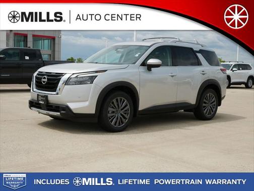 2025 Nissan Pathfinder SL 4WD