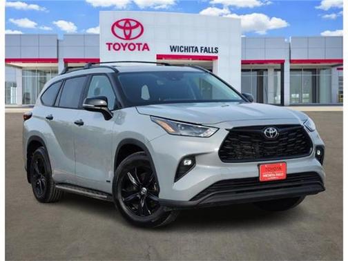 2025 Toyota Highlander Hybrid XLE