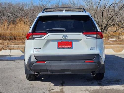 2025 Toyota RAV4 Hybrid XLE Premium