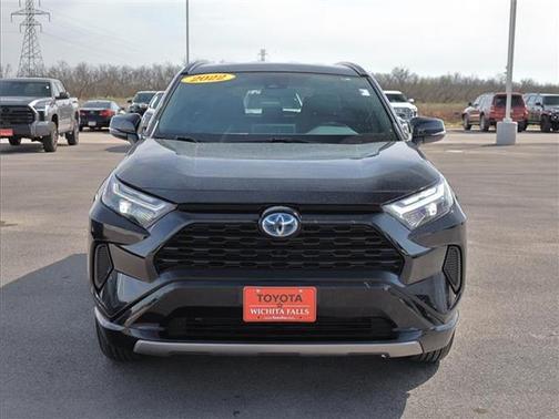 2022 Toyota RAV4 Hybrid SE