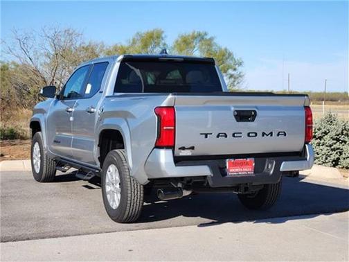 2025 Toyota Tacoma SR5