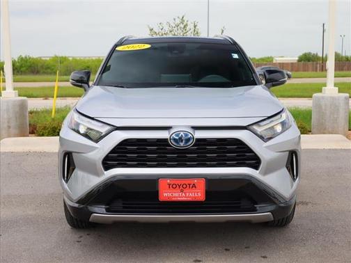 2022 Toyota RAV4 Hybrid SE