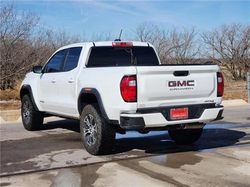 2023 GMC Canyon AT4