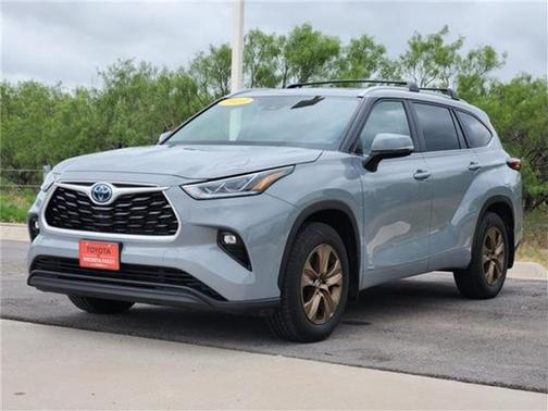 2023 Toyota Highlander Hybrid XLE