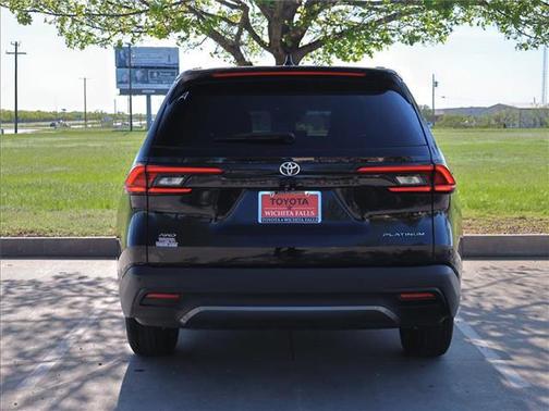2024 Toyota Grand Highlander Platinum