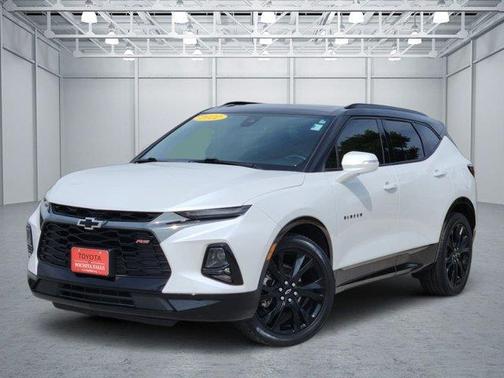 Iridescent Pearl Tricoat 2022 Chevrolet Blazer RS