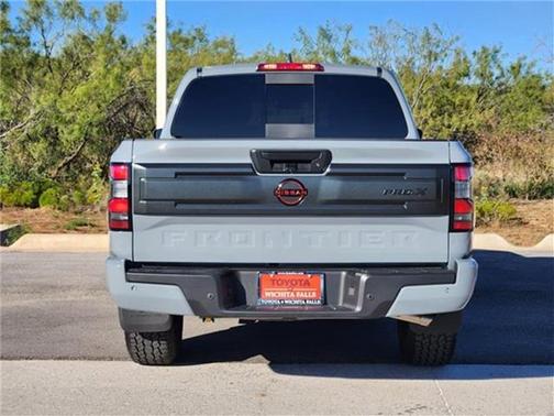 2025 Nissan Frontier PRO-X