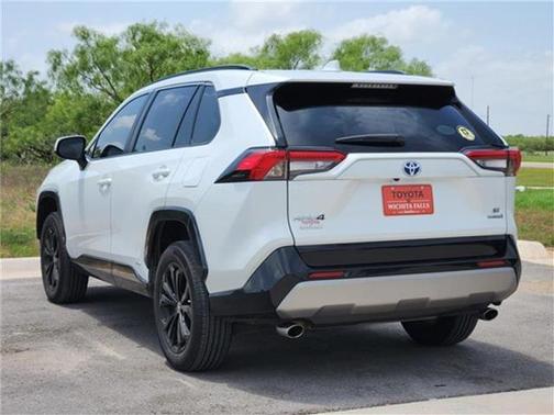2023 Toyota RAV4 Hybrid SE