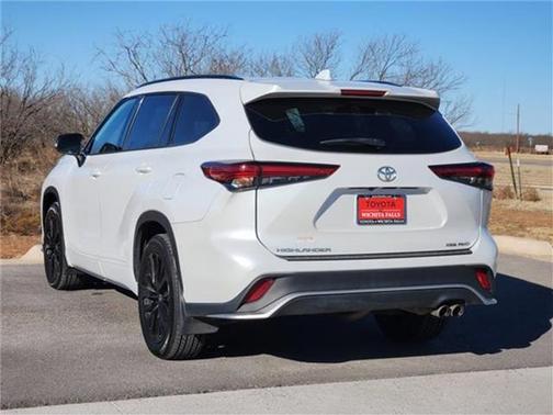 2023 Toyota Highlander XSE