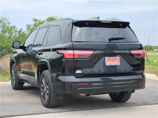 2024 Toyota Sequoia Platinum
