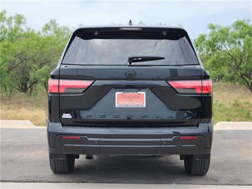 2024 Toyota Sequoia Platinum