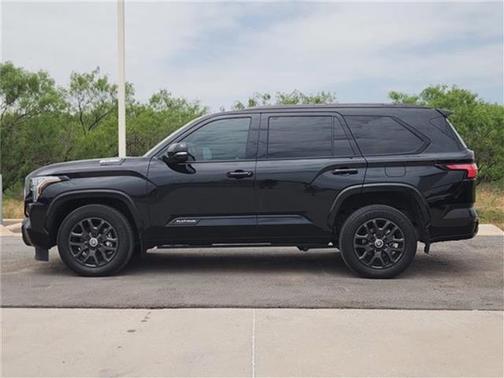2024 Toyota Sequoia Platinum