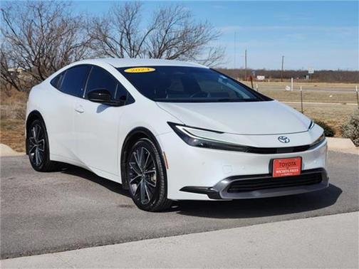2024 Toyota Prius XLE