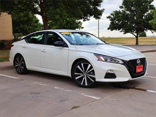 2021 Nissan Altima SR FWD