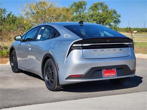 2026 Toyota Prius Plug-In Hybrid SE