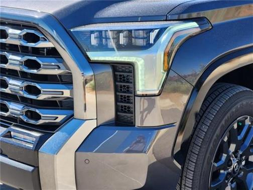 2026 Toyota Tundra Hybrid Platinum