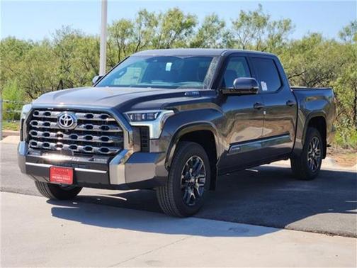 2026 Toyota Tundra Hybrid Platinum