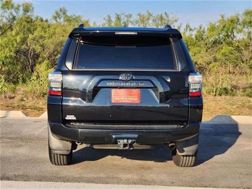 2022 Toyota 4Runner SR5