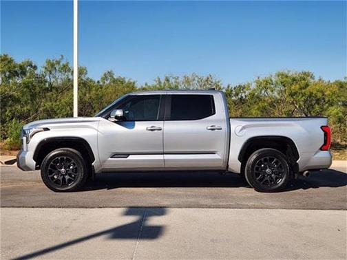 2024 Toyota Tundra Platinum