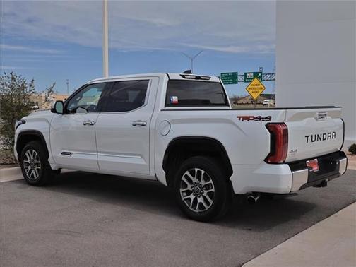 2023 Toyota Tundra Hybrid 1794 Edition
