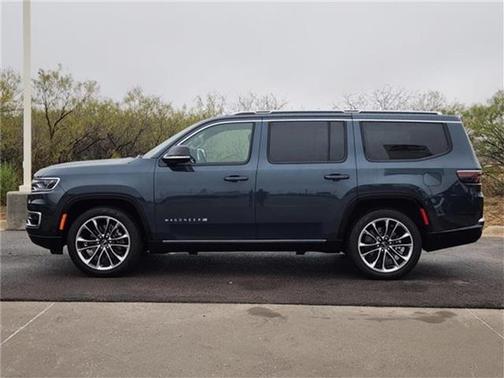 2023 Jeep Wagoneer Series III 4x4