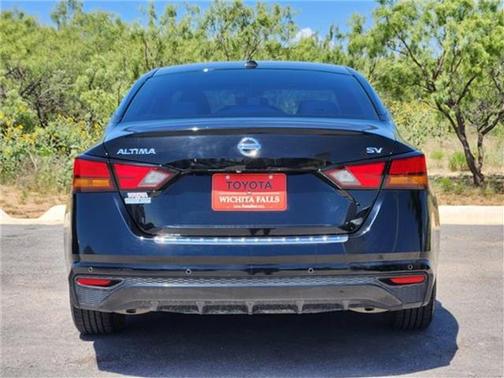 2022 Nissan Altima 2.5 SV