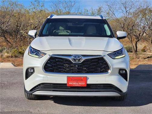 2021 Toyota Highlander Platinum
