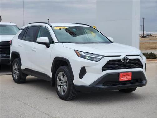 2024 Toyota RAV4 XLE