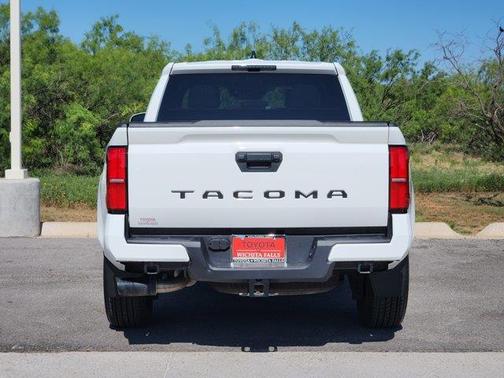 Ice Cap 2024 Toyota Tacoma TRD Sport