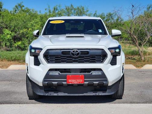 Ice Cap 2024 Toyota Tacoma TRD Sport