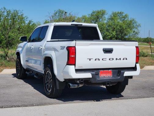 Ice Cap 2024 Toyota Tacoma TRD Sport