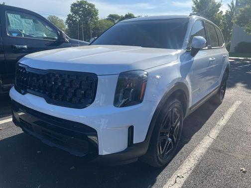 White Pearl 2025 Kia Telluride EX X-Line