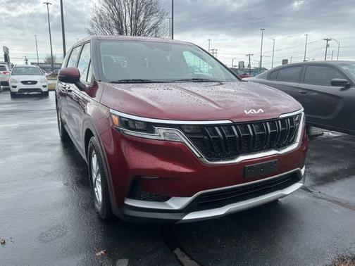 2024 Kia Carnival LX