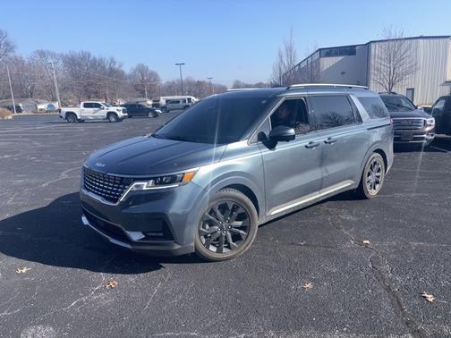 2024 Kia Carnival SX