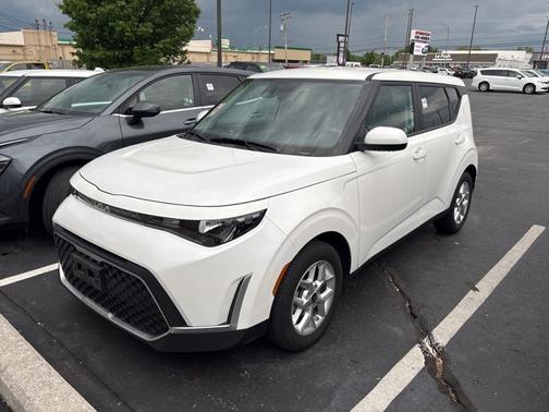 2024 Kia Soul LX