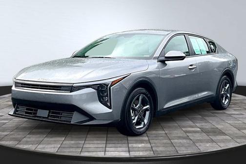 Steel Gray 2025 Kia K4 LXS