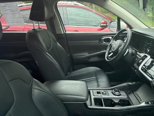 2022 Kia Sorento Hybrid EX