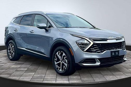 Silver 2025 Kia Sportage EX