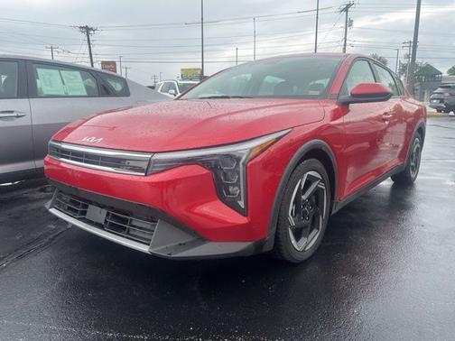 Currant Red 2025 Kia K4 EX