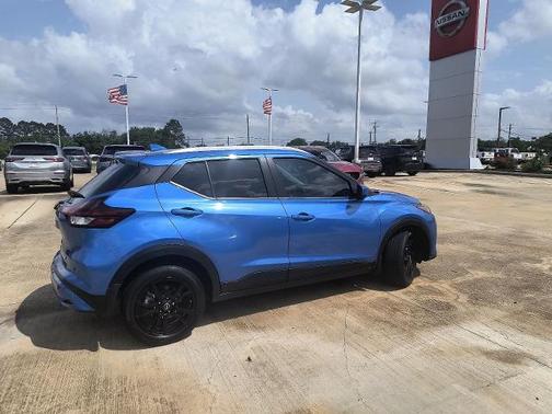 Electric Blue Metallic 2024 Nissan Kicks SV