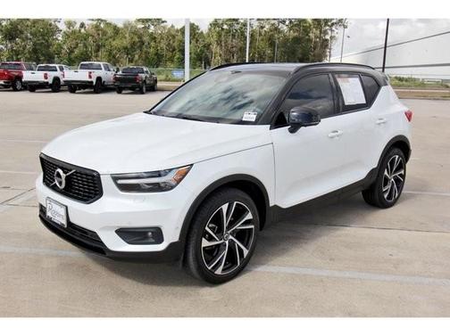 2019 Volvo XC40 T5 R-Design