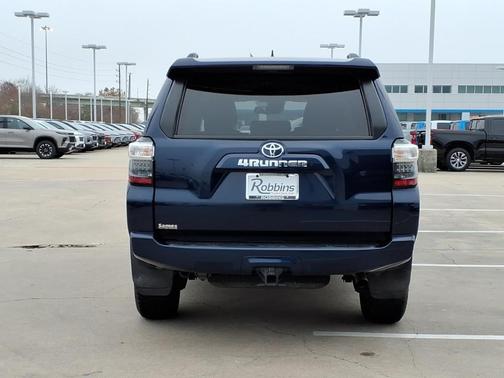 2023 Toyota 4Runner SR5