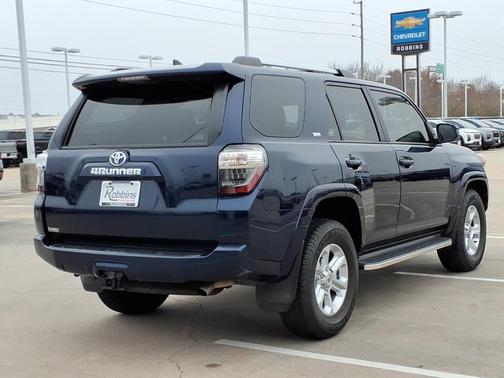 2023 Toyota 4Runner SR5