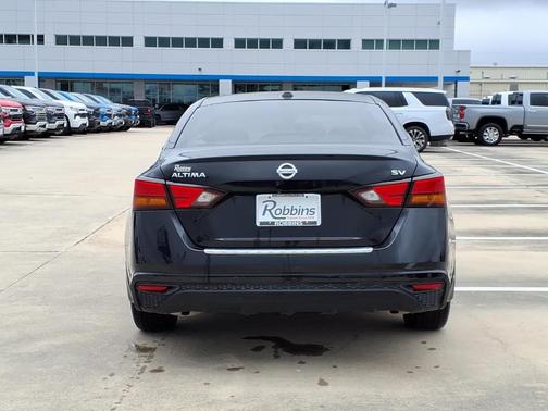 2022 Nissan Altima 2.5 SV