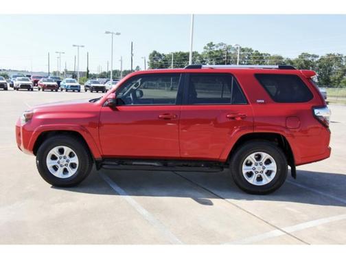 2022 Toyota 4Runner SR5